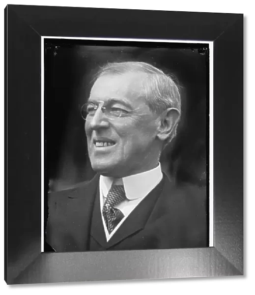 Wilson, Woodrow, between 1914 and 1918. Creator: Harris & Ewing. Wilson, Woodrow, between 1914 and 1918. Creator: Harris & Ewing