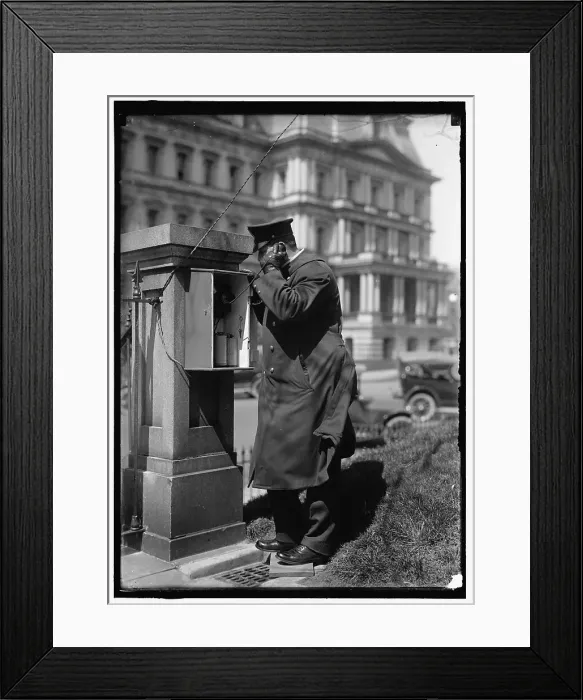 Framed Print : White House call box, between 1914 and 1918. Creator: Harris & Ewing. White House call box, between 1914 and 1918. Creator: Harris & Ewing Framed Print : White House call box, between 1914 and 1918. Creator: Harris & Ewing. White House call box, between 1914 and 1918. Creator: Harris & Ewing