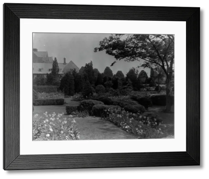 Framed Print : Killenworth, George Dupont Pratt house, Glen Cove, New York, c1918. Creator: Frances Benjamin Johnston. Killenworth, George Dupont Pratt house, Glen Cove, New York, c1918. Creator: Frances Benjamin Johnston Framed Print : Killenworth, George Dupont Pratt house, Glen Cove, New York, c1918. Creator: Frances Benjamin Johnston. Killenworth, George Dupont Pratt house, Glen Cove, New York, c1918. Creator: Frances Benjamin Johnston