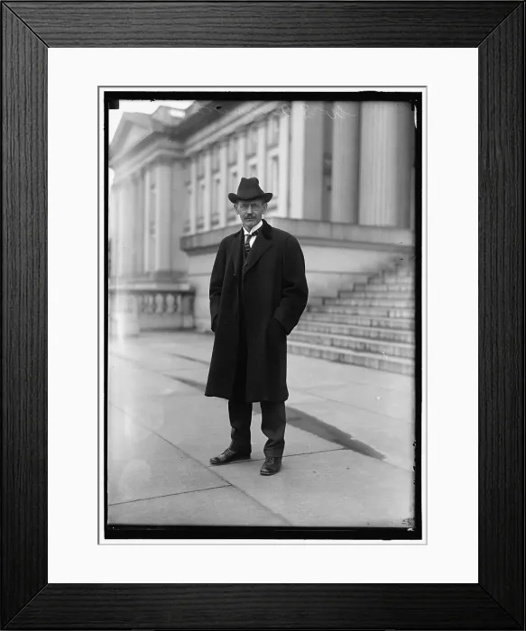 Framed Print : W.S.A. Smith, between 1914 and 1918. Creator: Harris & Ewing. W.S.A. Smith, between 1914 and 1918. Creator: Harris & Ewing Framed Print : W.S.A. Smith, between 1914 and 1918. Creator: Harris & Ewing. W.S.A. Smith, between 1914 and 1918. Creator: Harris & Ewing