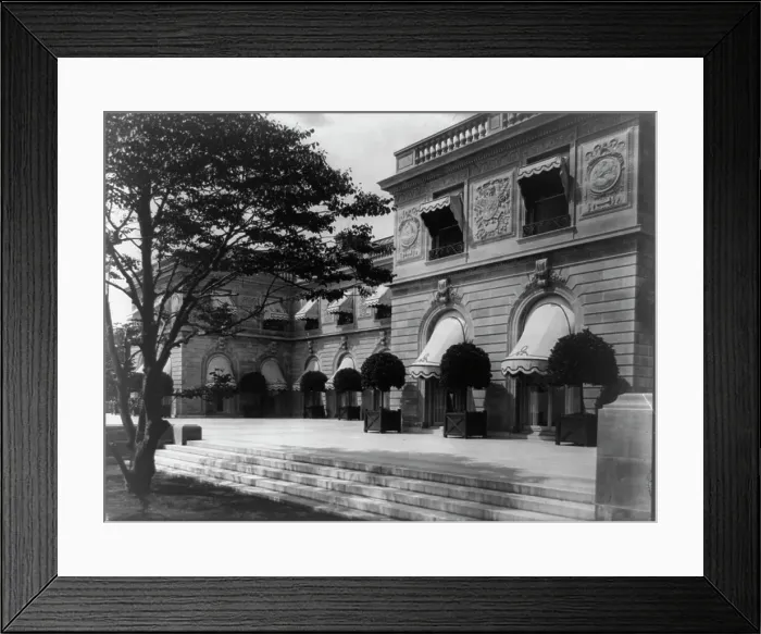 Framed Print : Hamilton Rice Home in Newport, Rhode Island, exterior view showing potted... between 1917 and 1927. Creator: Frances Benjamin Johnston Framed Print : Hamilton Rice Home in Newport, Rhode Island, exterior view showing potted... between 1917 and 1927. Creator: Frances Benjamin Johnston
