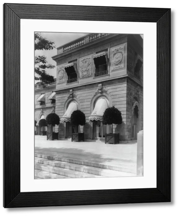 Framed Print : Hamilton Rice Home in Newport, Rhode Island, exterior view showing section... between 1917 and 1927 Creator: Frances Benjamin Johnston Framed Print : Hamilton Rice Home in Newport, Rhode Island, exterior view showing section... between 1917 and 1927 Creator: Frances Benjamin Johnston
