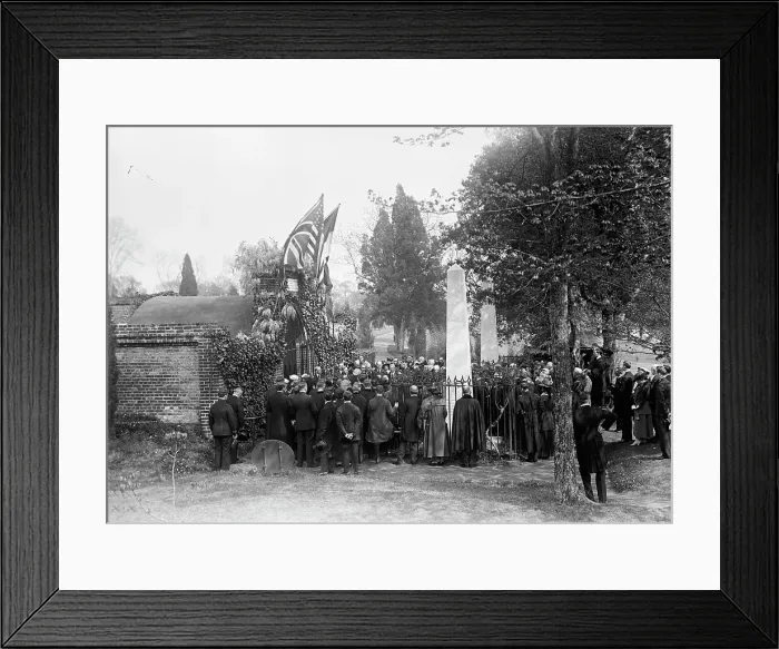 Framed Print : Allied Commission To U.S. At Mount Vernon, 1917. Creator: Harris & Ewing. Allied Commission To U.S. At Mount Vernon, 1917. Creator: Harris & Ewing Framed Print : Allied Commission To U.S. At Mount Vernon, 1917. Creator: Harris & Ewing. Allied Commission To U.S. At Mount Vernon, 1917. Creator: Harris & Ewing