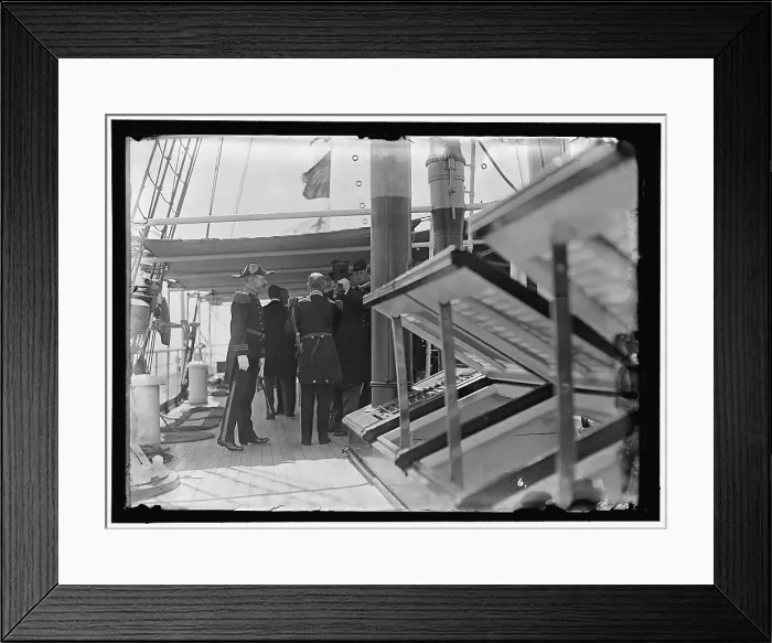 Framed Print : William Howard Taft, between 1910 and 1917. Creator: Harris & Ewing. William Howard Taft, between 1910 and 1917. Creator: Harris & Ewing Framed Print : William Howard Taft, between 1910 and 1917. Creator: Harris & Ewing. William Howard Taft, between 1910 and 1917. Creator: Harris & Ewing