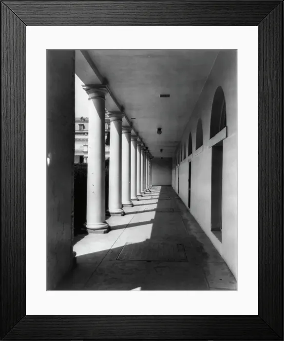 Framed Print : White House portico, 1921. Creator: Frances Benjamin Johnston Framed Print : White House portico, 1921. Creator: Frances Benjamin Johnston