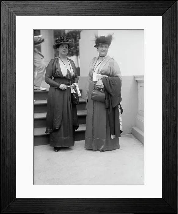 Framed Print : Lillian Wald and Jane Addams, 1916. Creator: Harris & Ewing. Lillian Wald and Jane Addams, 1916. Creator: Harris & Ewing Framed Print : Lillian Wald and Jane Addams, 1916. Creator: Harris & Ewing. Lillian Wald and Jane Addams, 1916. Creator: Harris & Ewing