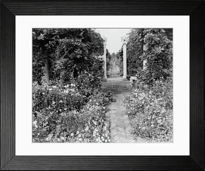 Framed Print : The Orchard, James Lawrence Breese house, 151 Hill Street, Southampton, New York, 1912. Creator: Frances Benjamin Johnston. The Orchard, James Lawrence Breese house, 151 Hill Street, Southampton, New York, 1912 Framed Print : The Orchard, James Lawrence Breese house, 151 Hill Street, Southampton, New York, 1912. Creator: Frances Benjamin Johnston. The Orchard, James Lawrence Breese house, 151 Hill Street, Southampton, New York, 1912