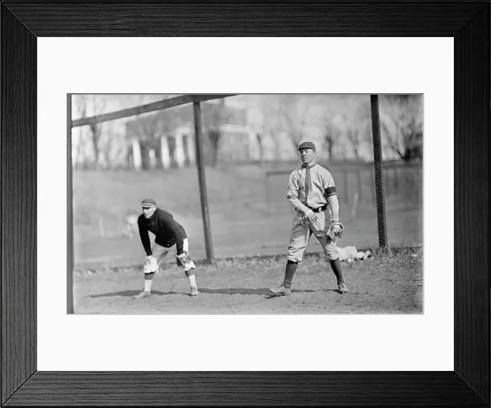Framed Print : Al Sheer, Right, Washington Al (Baseball), ca. 1913. Creator: Harris & Ewing. Al Sheer, Right, Washington Al (Baseball), ca. 1913. Creator: Harris & Ewing Framed Print : Al Sheer, Right, Washington Al (Baseball), ca. 1913. Creator: Harris & Ewing. Al Sheer, Right, Washington Al (Baseball), ca. 1913. Creator: Harris & Ewing