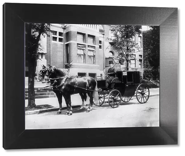 Hearst home, 1400 N.H. Ave. NW, Washington, D.C. 1900?. Creator: Frances Benjamin Johnston