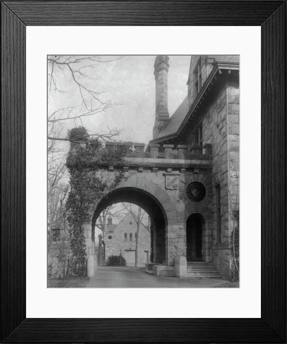 Framed Print : Barber House ('Belmont'), Washington, D.C. 1890s. Creator: Frances Benjamin Johnston. Barber House ('Belmont'), Washington, D.C. 1890s. Creator: Frances Benjamin Johnston Framed Print : Barber House ('Belmont'), Washington, D.C. 1890s. Creator: Frances Benjamin Johnston. Barber House ('Belmont'), Washington, D.C. 1890s. Creator: Frances Benjamin Johnston