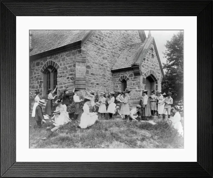 Framed Print : School children measuring and sketching at a stone building, Washington, D.C. (1899?). Creator: Frances Benjamin Johnston Framed Print : School children measuring and sketching at a stone building, Washington, D.C. (1899?). Creator: Frances Benjamin Johnston