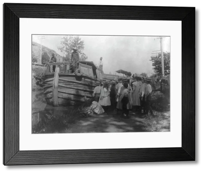 Framed Print : 5th Div. Wash. D.C. school on outing along C&O Canal, (1899?). Creator: Frances Benjamin Johnston. 5th Div. Wash. D.C. school on outing along C&O Canal, (1899?). Creator: Frances Benjamin Johnston Framed Print : 5th Div. Wash. D.C. school on outing along C&O Canal, (1899?). Creator: Frances Benjamin Johnston. 5th Div. Wash. D.C. school on outing along C&O Canal, (1899?). Creator: Frances Benjamin Johnston