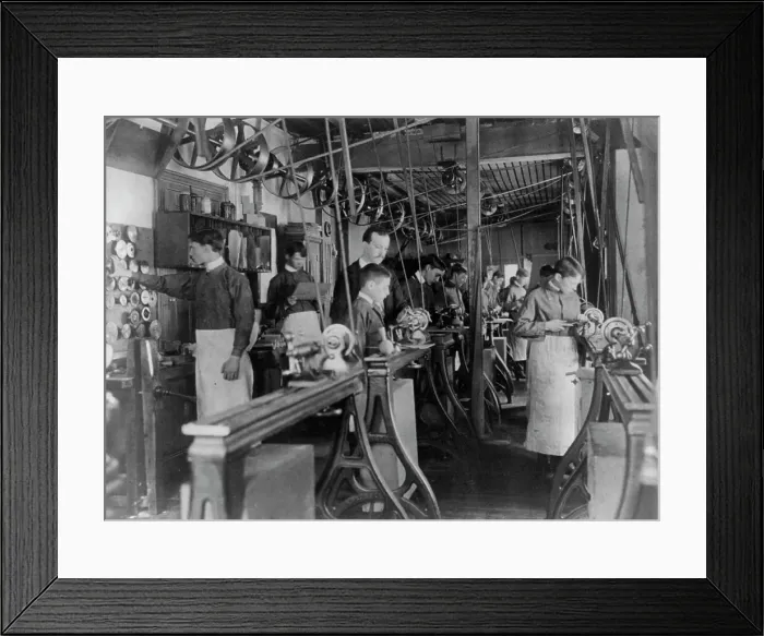 Framed Print : Machine shop class, Washington, D.C. (1899?). Creator: Frances Benjamin Johnston Framed Print : Machine shop class, Washington, D.C. (1899?). Creator: Frances Benjamin Johnston