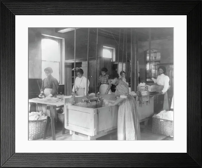 Framed Print : Hampton Institute, Va. 1899 - Classroom scenes - laundry shop, 1899 or 1900. Creator: Frances Benjamin Johnston
