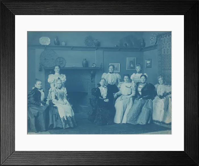 Framed Print : Mrs. Grover Cleveland and cabinet ladies, 1897. Creator: Frances Benjamin Johnston Framed Print : Mrs. Grover Cleveland and cabinet ladies, 1897. Creator: Frances Benjamin Johnston