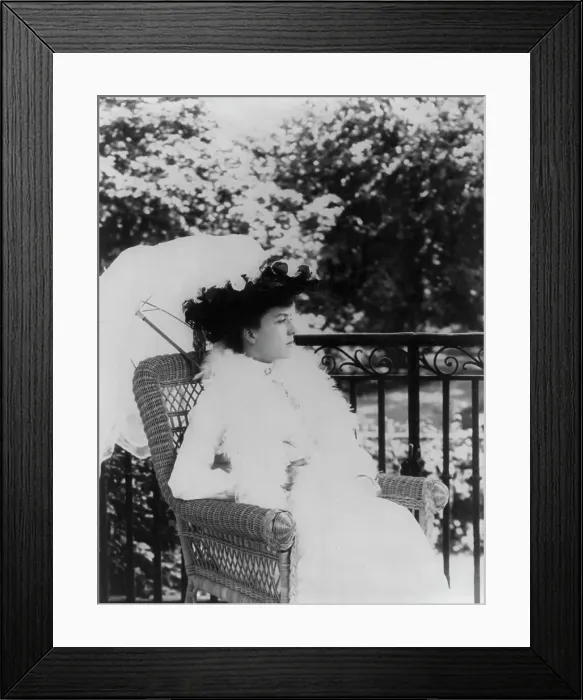 Framed Print : Alice Roosevelt Longworth, between c1890 and c1910. Creator: Frances Benjamin Johnston Framed Print : Alice Roosevelt Longworth, between c1890 and c1910. Creator: Frances Benjamin Johnston