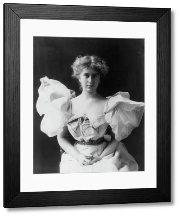 Framed Print : Natalie Clifford Barney, between c1890 and c1910. Creator: Frances Benjamin Johnston Framed Print : Natalie Clifford Barney, between c1890 and c1910. Creator: Frances Benjamin Johnston