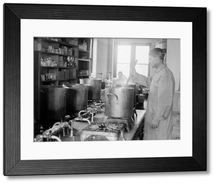Framed Print : Army, U.S. Army Medical School; Typhoid Vaccine, 1917. Creator: Harris & Ewing. Army, U.S. Army Medical School; Typhoid Vaccine, 1917. Creator: Harris & Ewing Framed Print : Army, U.S. Army Medical School; Typhoid Vaccine, 1917. Creator: Harris & Ewing. Army, U.S. Army Medical School; Typhoid Vaccine, 1917. Creator: Harris & Ewing