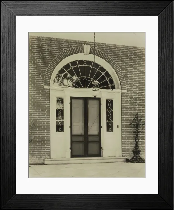 Framed Print : Arlington, Natchez, Adams County, Mississippi, 1938. Creator: Frances Benjamin Johnston Framed Print : Arlington, Natchez, Adams County, Mississippi, 1938. Creator: Frances Benjamin Johnston