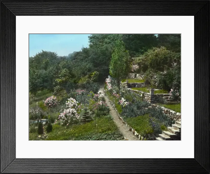 Framed Print : Fenimore, James Stetson Metcalfe house, Bedford Hills, New York, 1921. Creator: Frances Benjamin Johnston. Fenimore, James Stetson Metcalfe house, Bedford Hills, New York, 1921. Creator: Frances Benjamin Johnston Framed Print : Fenimore, James Stetson Metcalfe house, Bedford Hills, New York, 1921. Creator: Frances Benjamin Johnston. Fenimore, James Stetson Metcalfe house, Bedford Hills, New York, 1921. Creator: Frances Benjamin Johnston