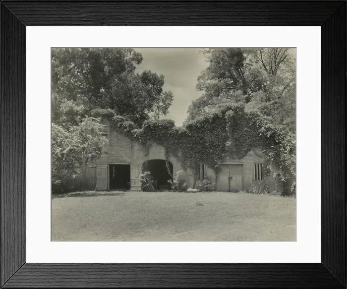 Framed Print : Elmscourt, Natchez, Adams County, Mississippi, 1938. Creator: Frances Benjamin Johnston