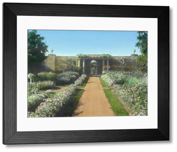 Framed Print : The Fens, Lorenzo Easton Woodhouse house, Huntting Lane, East Hampton, New York, 1914. Creator: Frances Benjamin Johnston. The Fens, Lorenzo Easton Woodhouse house, Huntting Lane, East Hampton, New York, 1914 Framed Print : The Fens, Lorenzo Easton Woodhouse house, Huntting Lane, East Hampton, New York, 1914. Creator: Frances Benjamin Johnston. The Fens, Lorenzo Easton Woodhouse house, Huntting Lane, East Hampton, New York, 1914
