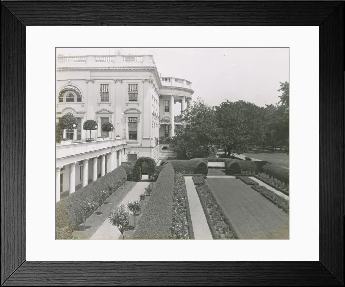 Framed Print : White House, 1600 Pennsylvania Avenue, Washington, D.C. 1921. Creator: Frances Benjamin Johnston Framed Print : White House, 1600 Pennsylvania Avenue, Washington, D.C. 1921. Creator: Frances Benjamin Johnston