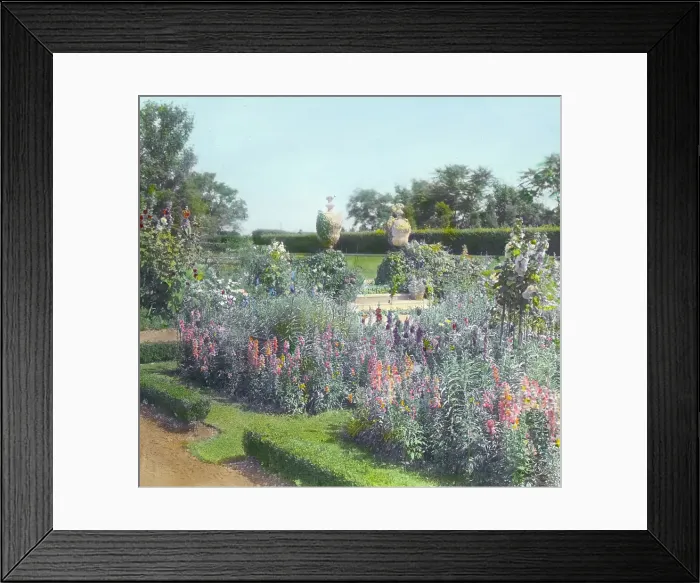 Framed Print : Millefiori, Albert Barnes Boardman house, Great Plains Road and Coopers Neck... New York, 1914. Creator: Frances Benjamin Johnston. Millefiori, Albert Barnes Boardman house, Great Plains Road and Coopers Neck... New York, 1914 Framed Print : Millefiori, Albert Barnes Boardman house, Great Plains Road and Coopers Neck... New York, 1914. Creator: Frances Benjamin Johnston. Millefiori, Albert Barnes Boardman house, Great Plains Road and Coopers Neck... New York, 1914