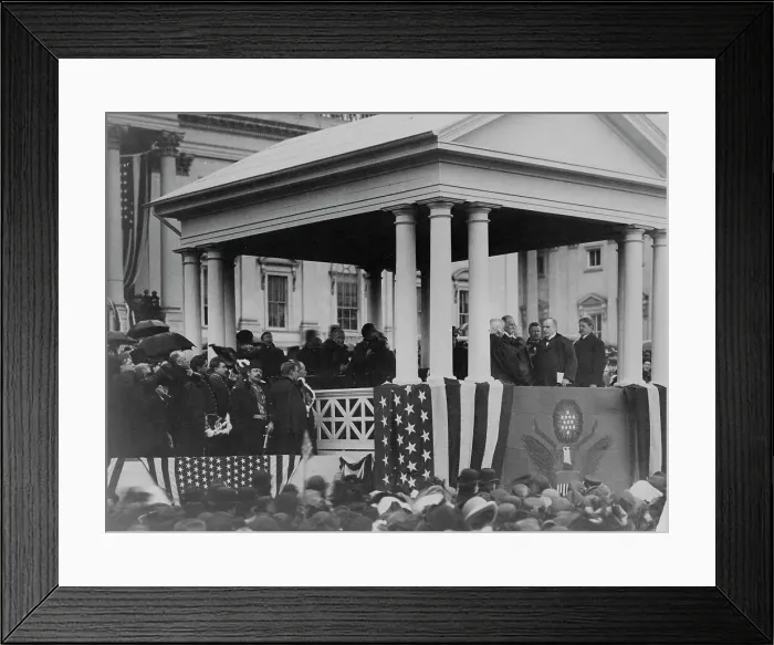 Framed Print : Inauguration of Pres. McKinley, 1901. Creator: Frances Benjamin Johnston Framed Print : Inauguration of Pres. McKinley, 1901. Creator: Frances Benjamin Johnston