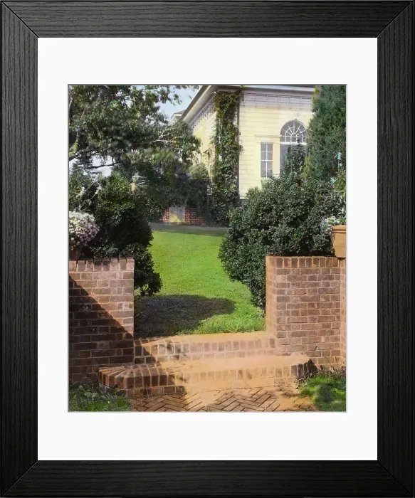 Framed Print : George Warrington Curtis house, Southampton, New York, 1914 or 1915. Creator: Frances Benjamin Johnston Framed Print : George Warrington Curtis house, Southampton, New York, 1914 or 1915. Creator: Frances Benjamin Johnston