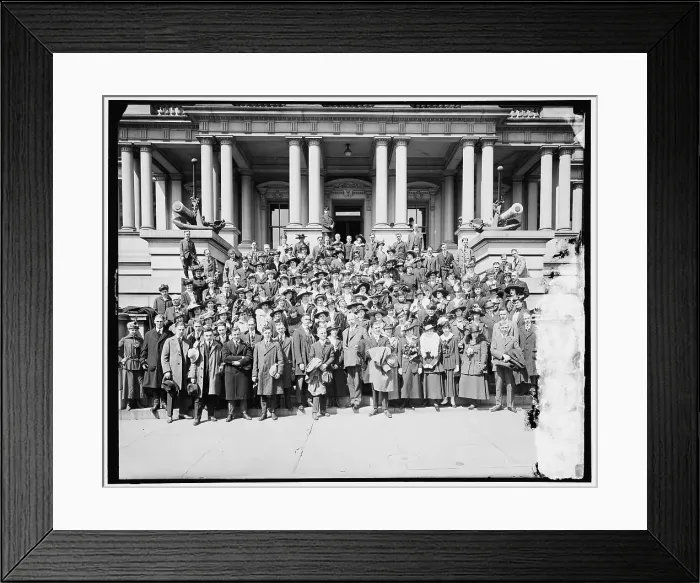 Framed Print : Detroit group, between 1910 and 1920. Creator: Harris & Ewing. Detroit group, between 1910 and 1920. Creator: Harris & Ewing Framed Print : Detroit group, between 1910 and 1920. Creator: Harris & Ewing. Detroit group, between 1910 and 1920. Creator: Harris & Ewing