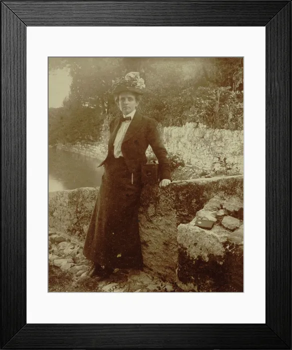 Framed Print : Frances Benjamin Johnston, full-length portrait, posing by a... Cadenabbia, Lake Como, Italy, 1900. Creator: Unknown Framed Print : Frances Benjamin Johnston, full-length portrait, posing by a... Cadenabbia, Lake Como, Italy, 1900. Creator: Unknown