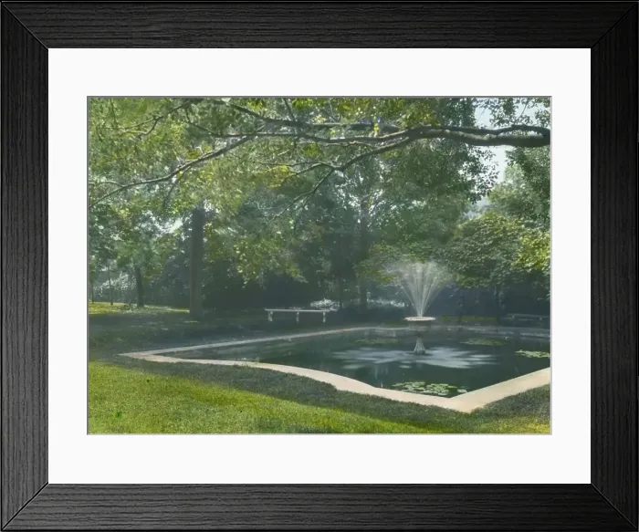 Framed Print : Samuel Longstreth Parrish Art Museum, 25 Jobs Lane, Southampton, New York, c1915. Creator: Frances Benjamin Johnston Framed Print : Samuel Longstreth Parrish Art Museum, 25 Jobs Lane, Southampton, New York, c1915. Creator: Frances Benjamin Johnston