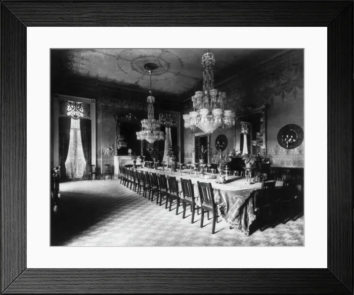 Framed Print : White House, State Dining Room, 1890. Creator: Unknown Framed Print : White House, State Dining Room, 1890. Creator: Unknown