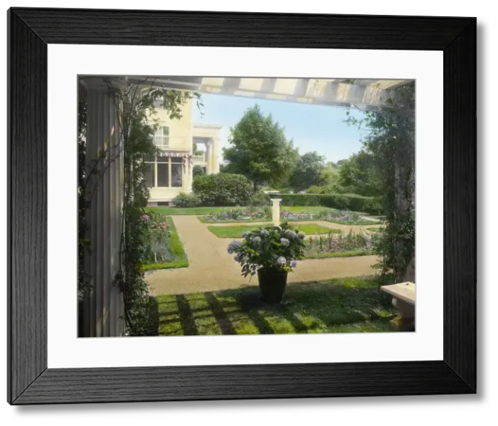 Framed Print : Samuel Knopf house, Lawrence, New York, c1913. Creator: Frances Benjamin Johnston Framed Print : Samuel Knopf house, Lawrence, New York, c1913. Creator: Frances Benjamin Johnston