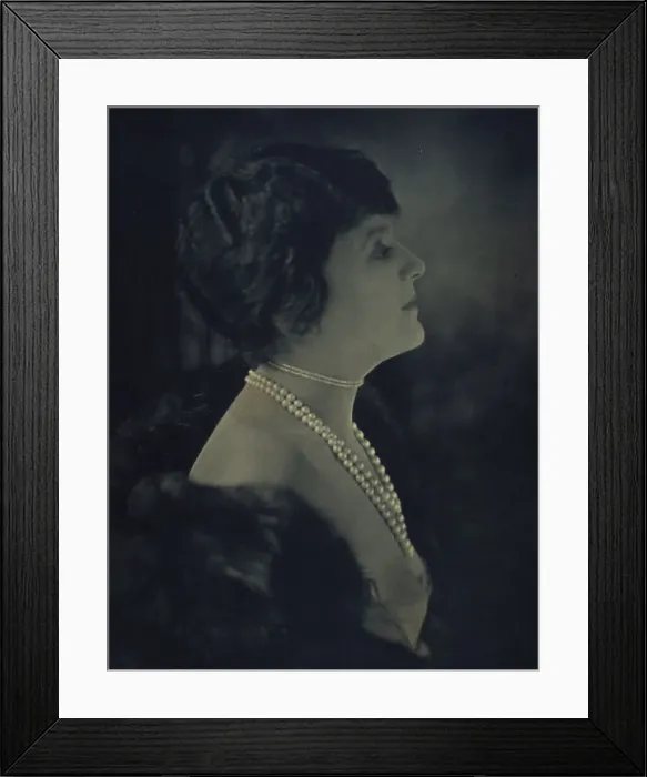 Framed Print : Mrs. George Gould, c1900. Creator: Unknown Framed Print : Mrs. George Gould, c1900. Creator: Unknown
