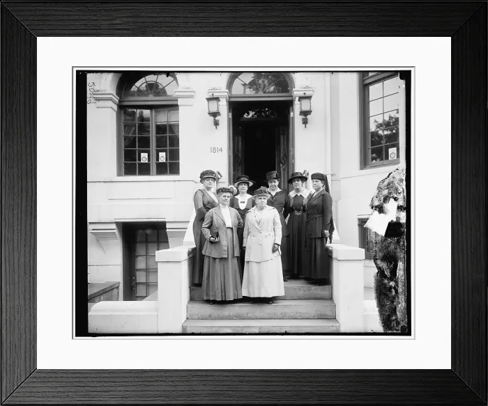 Framed Print : Woman's Committee Council of Nat'l Defense, between 1910 and 1920. Creator: Harris & Ewing. Woman's Committee Council of Nat'l Defense, between 1910 and 1920. Creator: Harris & Ewing Framed Print : Woman's Committee Council of Nat'l Defense, between 1910 and 1920. Creator: Harris & Ewing. Woman's Committee Council of Nat'l Defense, between 1910 and 1920. Creator: Harris & Ewing