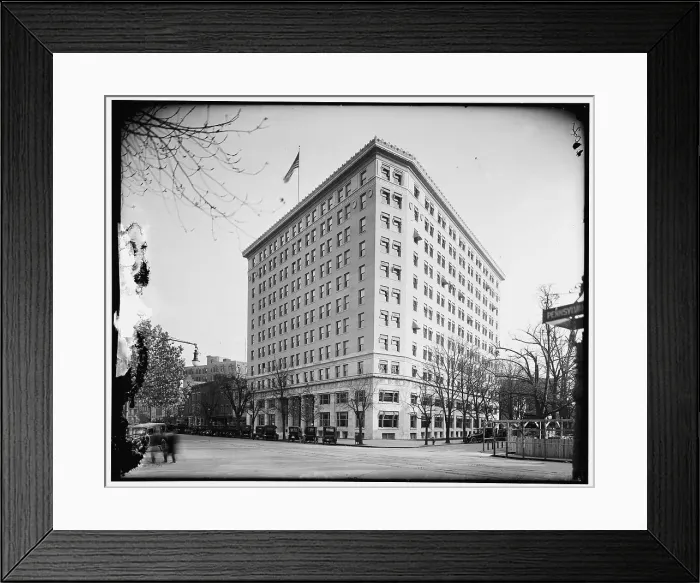 Framed Print : Interstate Commerce, between 1910 and 1920. Creator: Harris & Ewing. Interstate Commerce, between 1910 and 1920. Creator: Harris & Ewing Framed Print : Interstate Commerce, between 1910 and 1920. Creator: Harris & Ewing. Interstate Commerce, between 1910 and 1920. Creator: Harris & Ewing