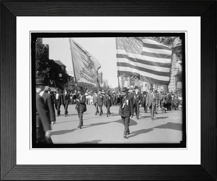 Framed Print : Parade On Pennsylvania Ave - Indiana Unit, between 1910 and 1921. Creator: Harris & Ewing. Parade On Pennsylvania Ave - Indiana Unit, between 1910 and 1921. Creator: Harris & Ewing Framed Print : Parade On Pennsylvania Ave - Indiana Unit, between 1910 and 1921. Creator: Harris & Ewing. Parade On Pennsylvania Ave - Indiana Unit, between 1910 and 1921. Creator: Harris & Ewing
