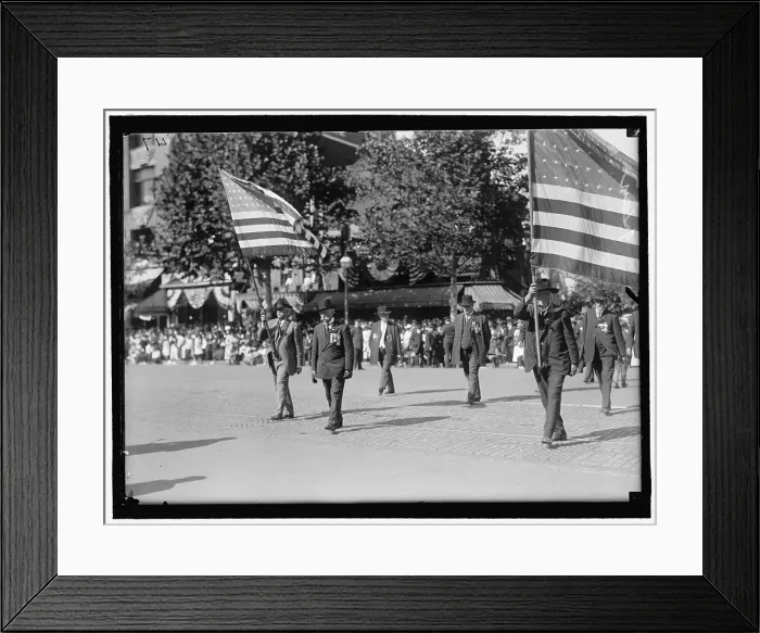 Framed Print : Parade On Pennsylvania Ave. Kan, between 1910 and 1921. Creator: Harris & Ewing. Parade On Pennsylvania Ave. Kan, between 1910 and 1921. Creator: Harris & Ewing Framed Print : Parade On Pennsylvania Ave. Kan, between 1910 and 1921. Creator: Harris & Ewing. Parade On Pennsylvania Ave. Kan, between 1910 and 1921. Creator: Harris & Ewing