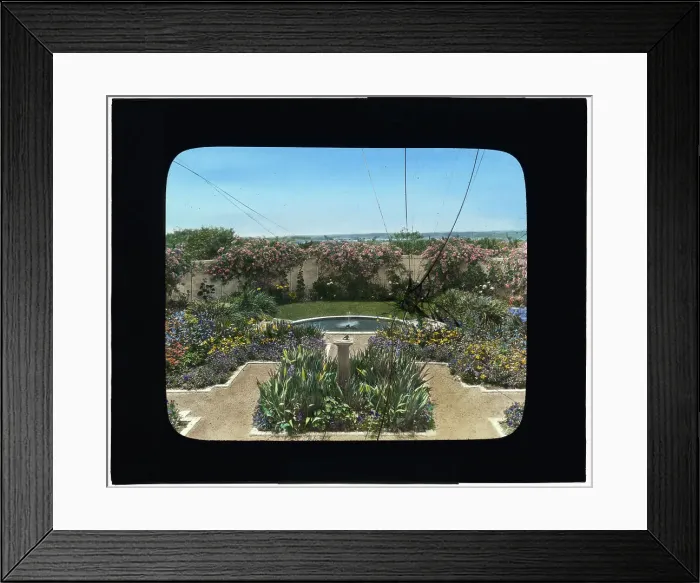 Framed Print : Wallace Reid house, East Hampton, New York, c1915. Creator: Frances Benjamin Johnston