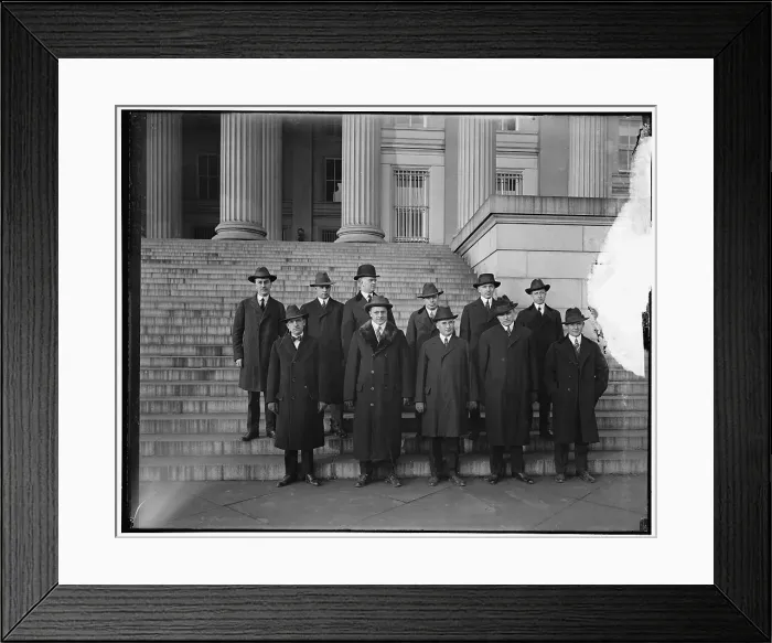 Framed Print : War Savings Committee, between 1910 and 1920. Creator: Harris & Ewing. War Savings Committee, between 1910 and 1920. Creator: Harris & Ewing Framed Print : War Savings Committee, between 1910 and 1920. Creator: Harris & Ewing. War Savings Committee, between 1910 and 1920. Creator: Harris & Ewing