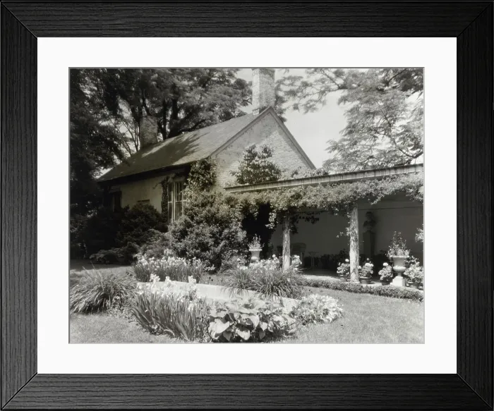 Framed Print : Chatham, Colonel Daniel Bradford Devore house, 120 Chatham Lane, Fredericksburg, Virginia, 1927. Creator: Frances Benjamin Johnston. Chatham, Colonel Daniel Bradford Devore house, 120 Chatham Lane, Fredericksburg, Virginia, 1927 Framed Print : Chatham, Colonel Daniel Bradford Devore house, 120 Chatham Lane, Fredericksburg, Virginia, 1927. Creator: Frances Benjamin Johnston. Chatham, Colonel Daniel Bradford Devore house, 120 Chatham Lane, Fredericksburg, Virginia, 1927