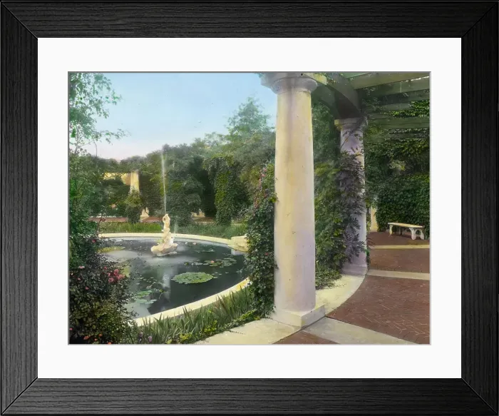 Framed Print : Arnold Schlaet house, Campo Point, Saugatuck, Connecticut, c1915. Creator: Frances Benjamin Johnston Framed Print : Arnold Schlaet house, Campo Point, Saugatuck, Connecticut, c1915. Creator: Frances Benjamin Johnston
