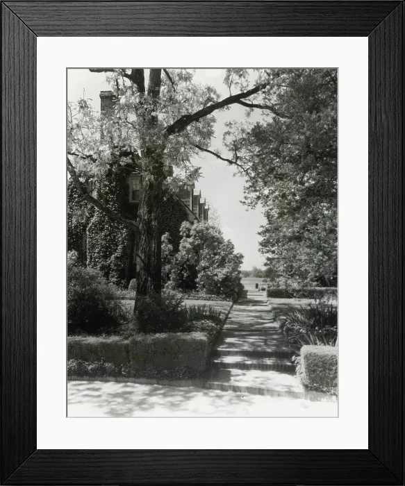 Framed Print : York Hall, Captain George Preston Blow, Route 1005 and Main Street, Yorktown, Virginia, 1929. Creator: Frances Benjamin Johnston. York Hall, Captain George Preston Blow, Route 1005 and Main Street, Yorktown, Virginia, 1929 Framed Print : York Hall, Captain George Preston Blow, Route 1005 and Main Street, Yorktown, Virginia, 1929. Creator: Frances Benjamin Johnston. York Hall, Captain George Preston Blow, Route 1005 and Main Street, Yorktown, Virginia, 1929
