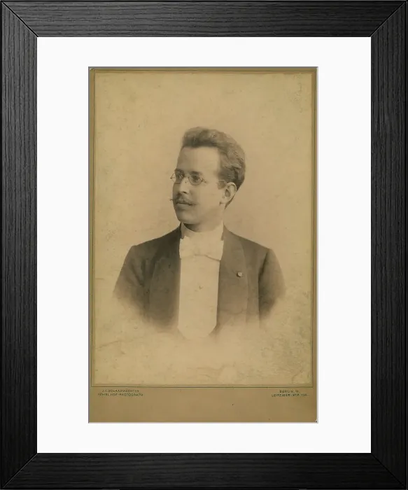 Framed Print : Portrait of the pianist and composer José Vianna da Motta (1868-1948), c. 1898. Creator: Schaarwächter, Julius Cornelius (1847-1904) Framed Print : Portrait of the pianist and composer José Vianna da Motta (1868-1948), c. 1898. Creator: Schaarwächter, Julius Cornelius (1847-1904)