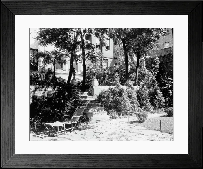Framed Print : Patio and gardens in New York City, 1921. Creator: Frances Benjamin Johnston Framed Print : Patio and gardens in New York City, 1921. Creator: Frances Benjamin Johnston