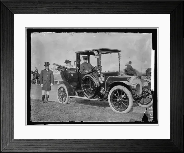 Framed Print : Potomac Park Concert, between 1909 and 1914. Creator: Harris & Ewing. Potomac Park Concert, between 1909 and 1914. Creator: Harris & Ewing Framed Print : Potomac Park Concert, between 1909 and 1914. Creator: Harris & Ewing. Potomac Park Concert, between 1909 and 1914. Creator: Harris & Ewing