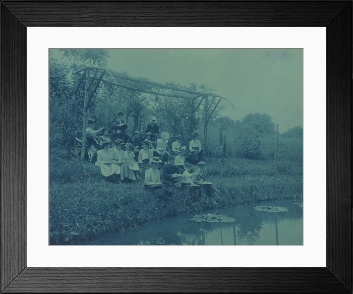 Framed Print : Washington, D.C. public schools field trips - 5th Division children making sketches... (1899?). Creator: Frances Benjamin Johnston Framed Print : Washington, D.C. public schools field trips - 5th Division children making sketches... (1899?). Creator: Frances Benjamin Johnston