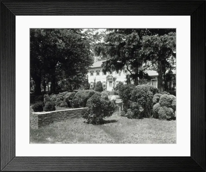 Framed Print : Chatham, Colonel Daniel Bradford Devore house, 120 Chatham Lane, Fredericksburg, Virginia, 1927. Creator: Frances Benjamin Johnston. Chatham, Colonel Daniel Bradford Devore house, 120 Chatham Lane, Fredericksburg, Virginia, 1927